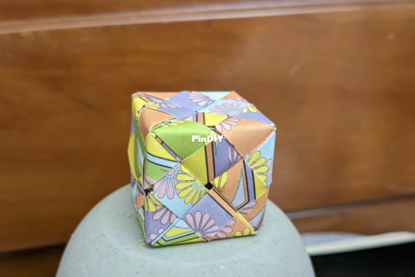 Sonobe Cube.PNG