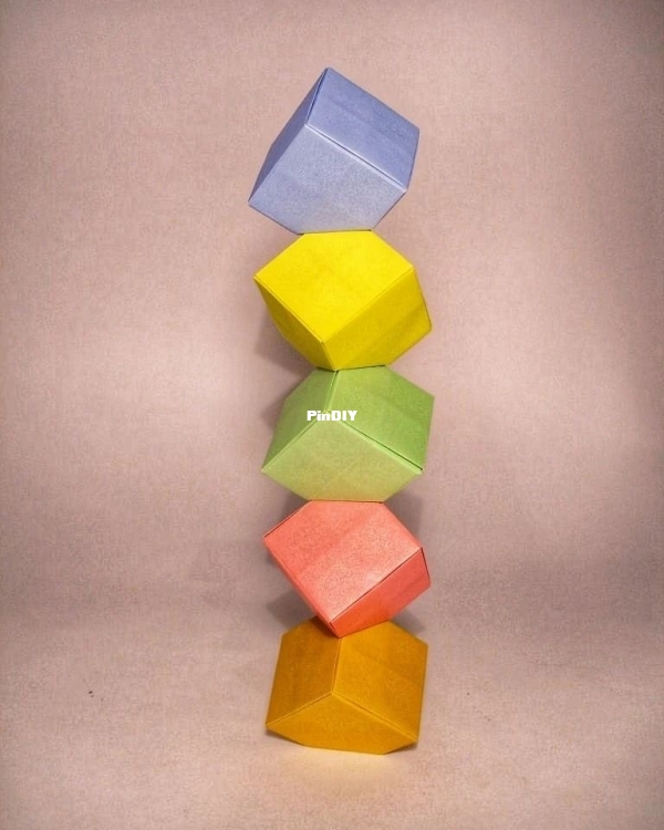Cubos de Colombo de Paul Jackson.jpeg
